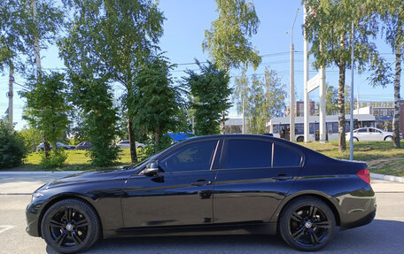 BMW 3 серия, 2016 год, 1 830 000 рублей, 10 фотография
