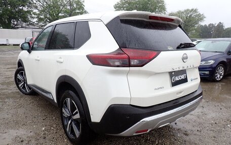 Nissan X-Trail, 2023 год, 2 500 000 рублей, 3 фотография