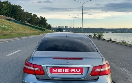 Mercedes-Benz E-Класс, 2013 год, 1 320 000 рублей, 9 фотография