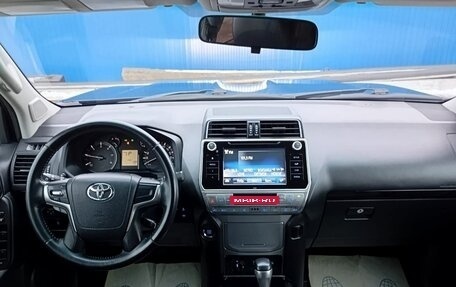 Toyota Land Cruiser Prado 150 рестайлинг 2, 2018 год, 4 500 000 рублей, 5 фотография