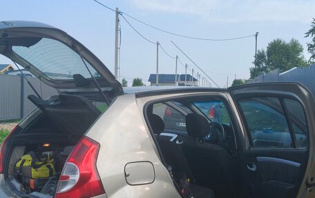 Renault Sandero I, 2010 год, 400 000 рублей, 4 фотография