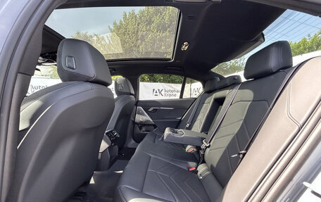BMW 5 серия, 2025 год, 10 700 000 рублей, 15 фотография