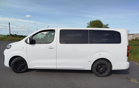 Peugeot Traveller I, 2020 год, 2 050 000 рублей, 11 фотография