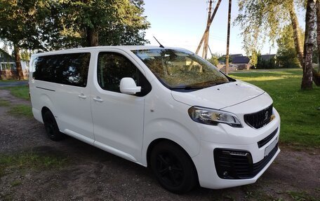 Peugeot Traveller I, 2020 год, 2 050 000 рублей, 7 фотография