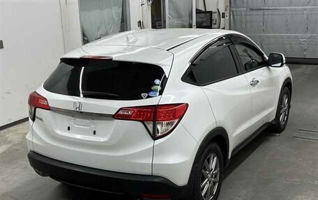 Honda Vezel, 2018 год, 1 609 000 рублей, 4 фотография