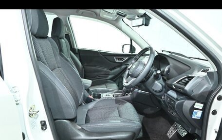 Subaru Forester, 2019 год, 2 470 000 рублей, 6 фотография