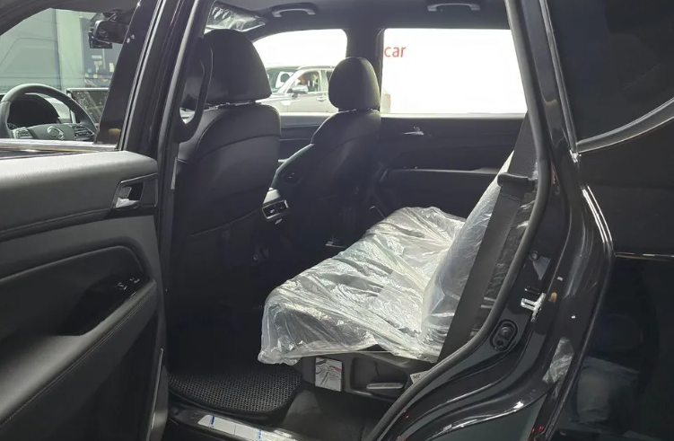 SsangYong Rexton III, 2017 год, 4 700 000 рублей, 9 фотография