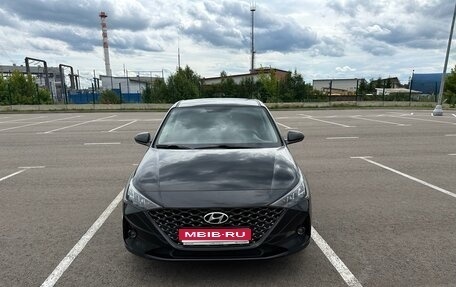 Hyundai Solaris II рестайлинг, 2020 год, 1 880 000 рублей, 1 фотография