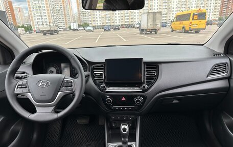 Hyundai Solaris II рестайлинг, 2020 год, 1 880 000 рублей, 6 фотография