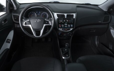 Hyundai Solaris II рестайлинг, 2015 год, 1 054 000 рублей, 6 фотография