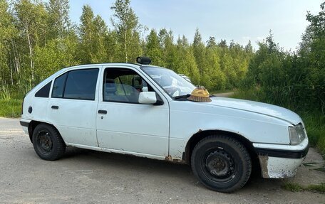 Opel Kadett E рестайлинг, 1986 год, 76 000 рублей, 9 фотография