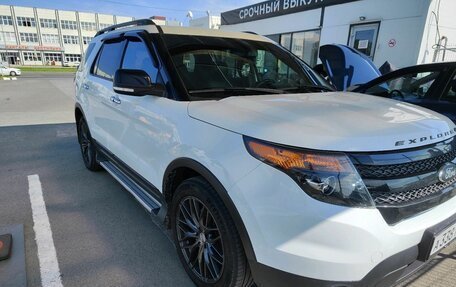 Ford Explorer VI, 2013 год, 1 880 000 рублей, 2 фотография