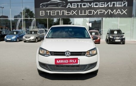 Volkswagen Polo VI (EU Market), 2010 год, 695 000 рублей, 2 фотография
