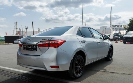 Toyota Corolla, 2013 год, 1 300 000 рублей, 3 фотография