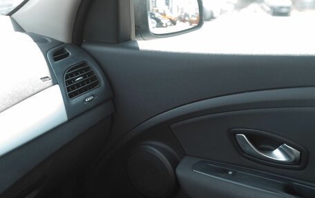 Renault Fluence I, 2011 год, 680 000 рублей, 15 фотография