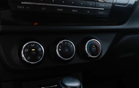 Toyota Corolla, 2013 год, 1 300 000 рублей, 10 фотография