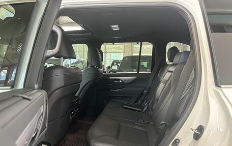 Lexus LX, 2024 год, 22 600 000 рублей, 10 фотография