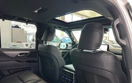 Lexus LX, 2024 год, 22 600 000 рублей, 18 фотография