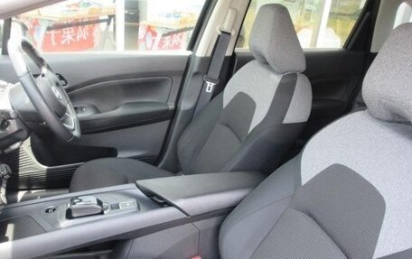 Nissan Note, 2021 год, 950 000 рублей, 5 фотография