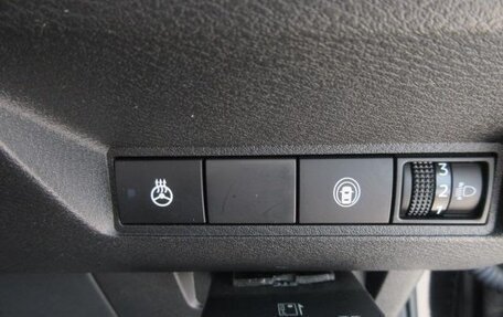Nissan Note, 2021 год, 950 000 рублей, 12 фотография