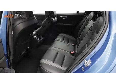 Volvo V60 II, 2021 год, 3 400 000 рублей, 8 фотография