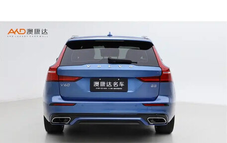 Volvo V60 II, 2021 год, 3 400 000 рублей, 4 фотография