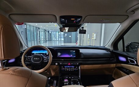 KIA Carnival, 2022 год, 7 фотография