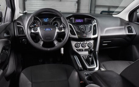 Ford Focus III, 2011 год, 899 000 рублей, 6 фотография
