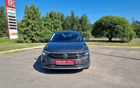 Volkswagen Polo VI (EU Market), 2021 год, 1 650 000 рублей, 2 фотография