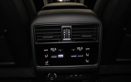 Porsche Cayenne III, 2025 год, 15 790 000 рублей, 26 фотография