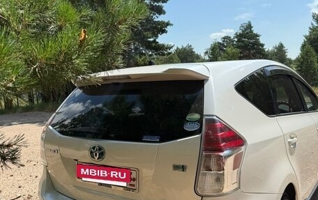 Toyota Prius Alpha I (ZVW40/41), 2018 год, 1 550 000 рублей, 9 фотография