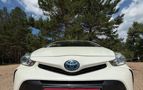Toyota Prius Alpha I (ZVW40/41), 2018 год, 1 550 000 рублей, 7 фотография