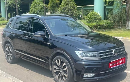 Volkswagen Tiguan II, 2021 год, 2 074 895 рублей, 3 фотография