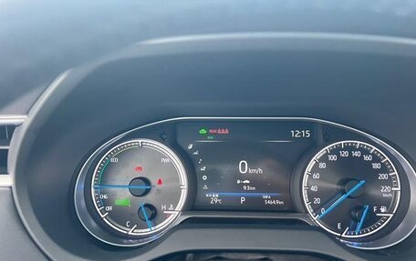 Toyota Venza, 2022 год, 2 400 000 рублей, 13 фотография