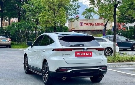 Toyota Venza, 2022 год, 2 400 000 рублей, 6 фотография