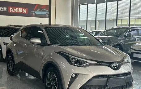 Toyota C-HR I рестайлинг, 2022 год, 1 740 999 рублей, 3 фотография