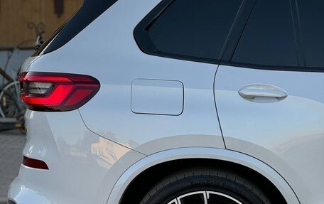 BMW X5, 2019 год, 5 900 000 рублей, 7 фотография