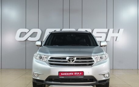 Toyota Highlander III, 2012 год, 2 099 000 рублей, 3 фотография