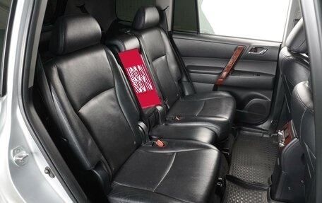Toyota Highlander III, 2012 год, 2 099 000 рублей, 7 фотография