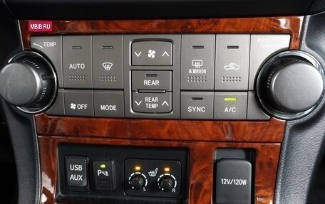 Toyota Highlander III, 2012 год, 2 099 000 рублей, 20 фотография