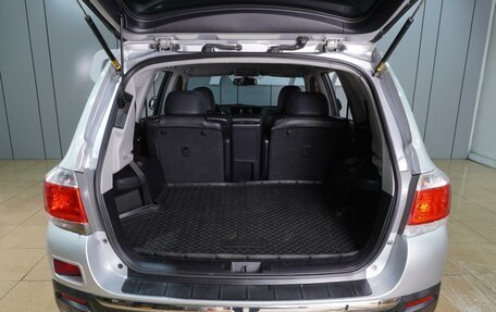 Toyota Highlander III, 2012 год, 2 099 000 рублей, 27 фотография