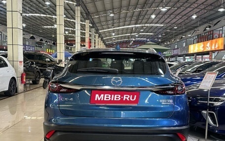 Mazda CX-4, 2022 год, 1 700 000 рублей, 5 фотография