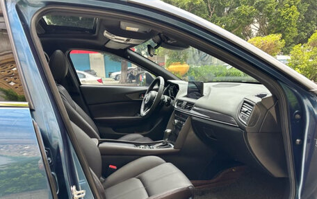 Mazda CX-4, 2022 год, 1 700 000 рублей, 8 фотография
