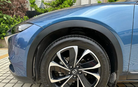 Mazda CX-4, 2022 год, 1 700 000 рублей, 9 фотография