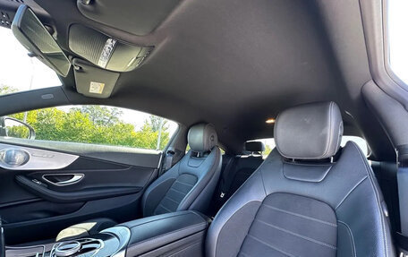 Mercedes-Benz C-Класс, 2019 год, 3 600 000 рублей, 19 фотография