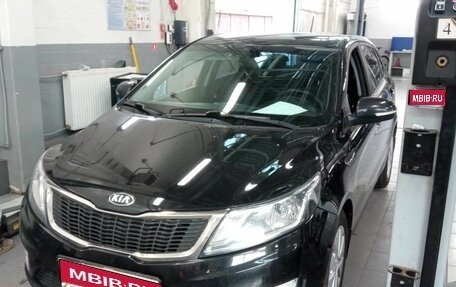 KIA Rio III рестайлинг, 2013 год, 840 000 рублей, 1 фотография