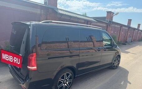 Mercedes-Benz V-Класс, 2018 год, 5 700 000 рублей, 2 фотография