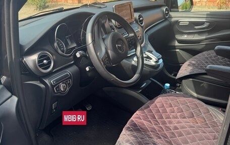Mercedes-Benz V-Класс, 2018 год, 5 700 000 рублей, 7 фотография