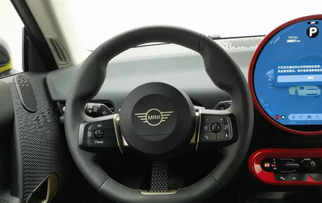 MINI Hatch, 2024 год, 2 500 000 рублей, 9 фотография
