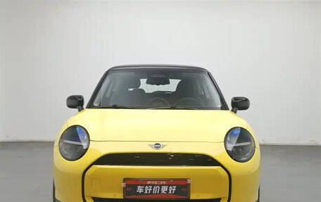 MINI Hatch, 2024 год, 2 500 000 рублей, 2 фотография